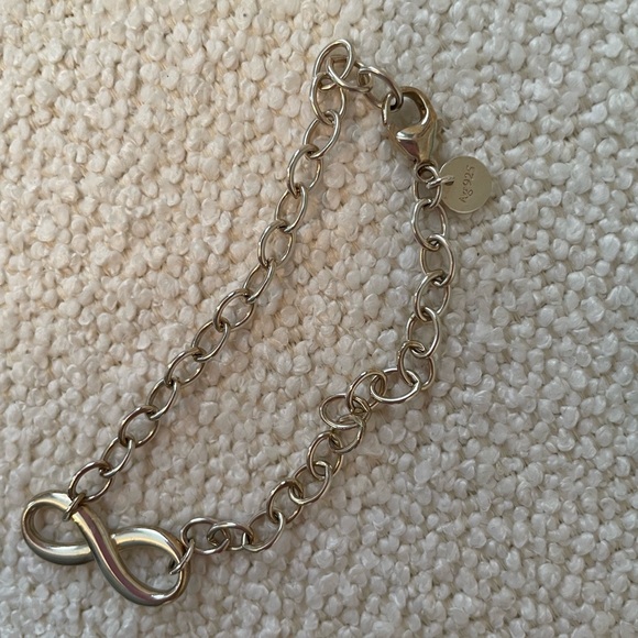 Tiffany and co infinity bracelet - Picture 2 of 2